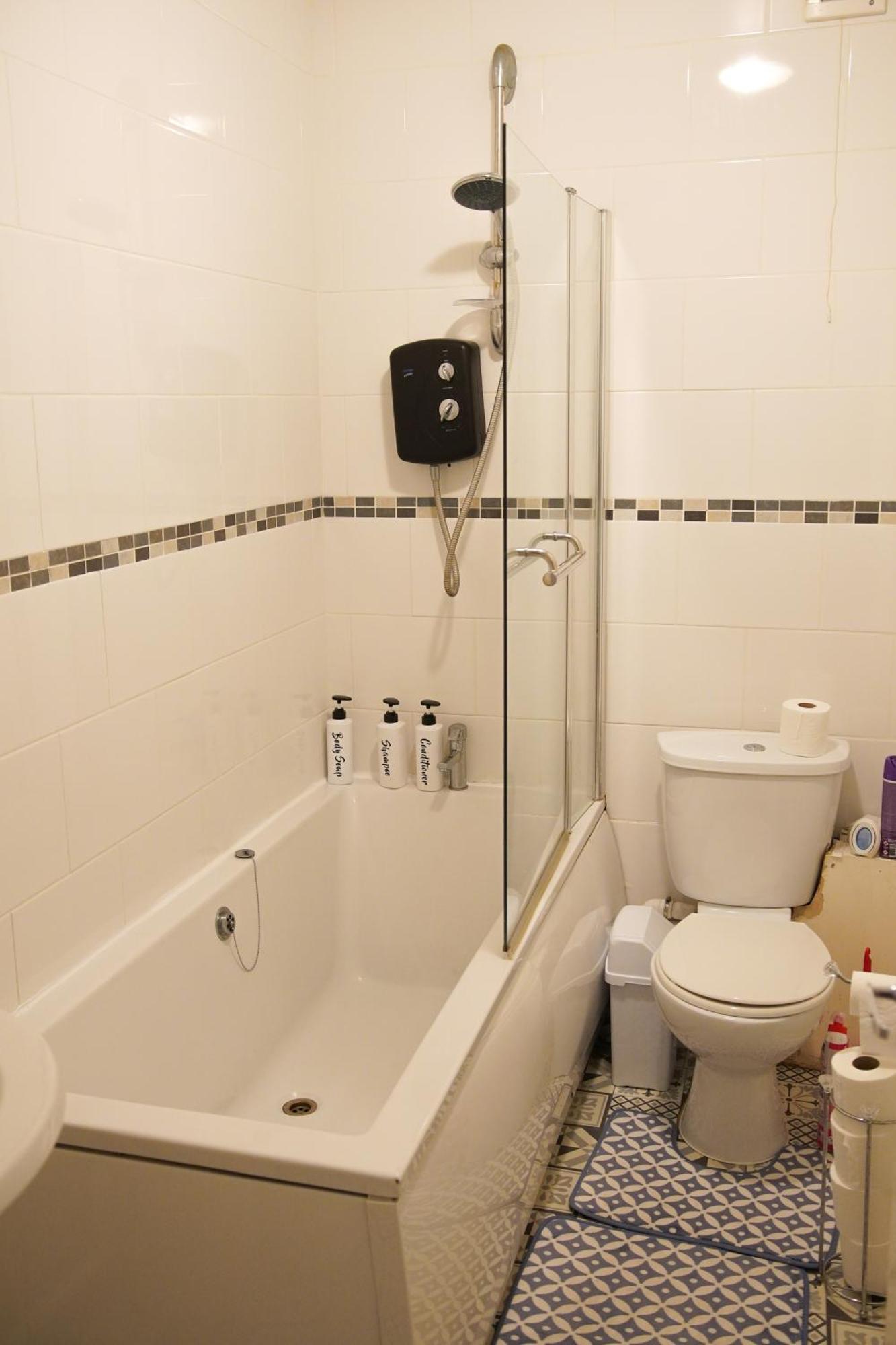 5 Bedroom House Near Cardiff City. Exterior foto